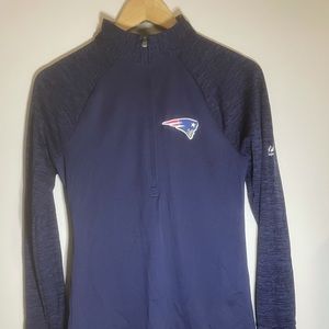 Small Majestic brand Patriots quarter zip pullover sweater